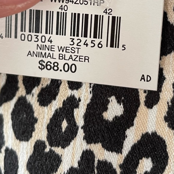 Cheetah Print Blazer - Picture 2 of 2